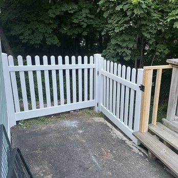 Fence To Go - 4 foot high picket gate - Fences & Gates Near Me Fence To Go - 4 foot high picket gate - Fences & Gates Near Me