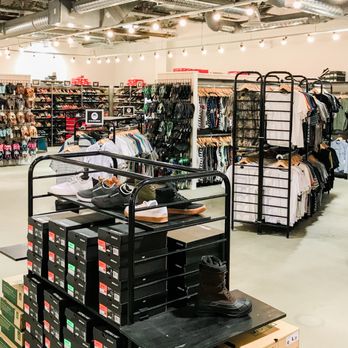Premium Label Outlet - Men's Clothing Near Me - Victoria, British Columbia