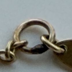 Garnet Jewelry - clearly can see the rust right where they sautered it. the ring they used "gold" is rusting.