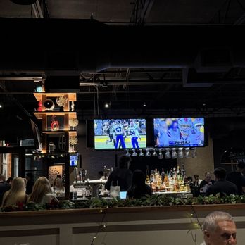 Burtons Grill & Bar - New American Near Me - Boca Raton, Florida
