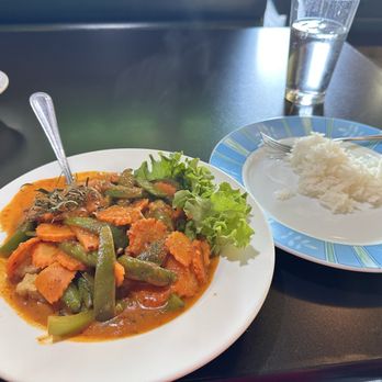 Chabaar - Chu Chee Swai fish curry dish - Thai Near Me - Midvale, Utah