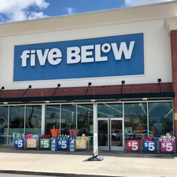 Five Below - Five Below entrance