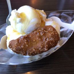 Fried banana with coconut ice cream