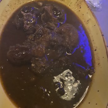 Dukunoo - Lik Yuh Finga Oxtail Plate - Caribbean Near Me - Miami, Florida Dukunoo - Lik Yuh Finga Oxtail Plate - Caribbean Near Me - Miami, Florida