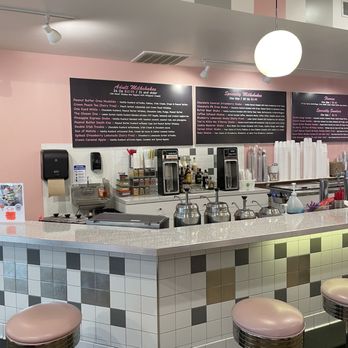 Pav’s Creamery - Menu - Ice Cream & Frozen Yogurt Near Me - Cuyahoga Falls, Ohio Pav’s Creamery - Menu - Ice Cream & Frozen Yogurt Near Me - Cuyahoga Falls, Ohio