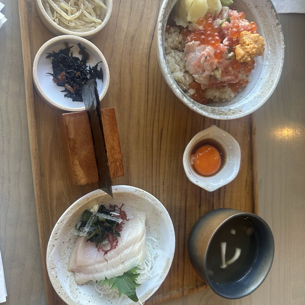 Akami Sushi - Sushi Bars Near Me - Arcadia, California Akami Sushi - Sushi Bars Near Me - Arcadia, California