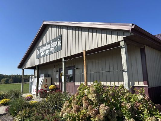 The Neighborhood Pantry