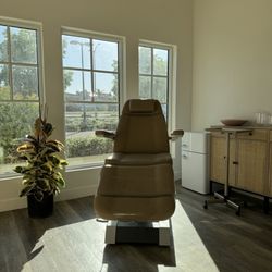 SkinScience Medical Spa - Injector room