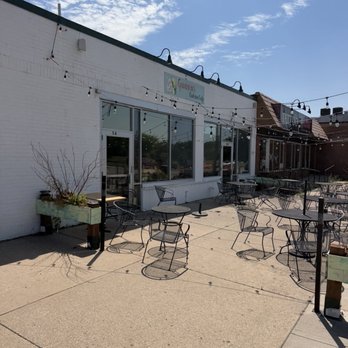 Guava's Cuban Cafe - A plain exterior - but lovely inside - Cuban Near Me - Minneapolis, Minnesota