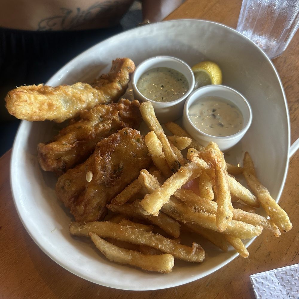 Duke's Beach House - Fish & Chips - Breakfast & Brunch Near Me - Lahaina, Hawaii Duke's Beach House - Fish & Chips - Breakfast & Brunch Near Me - Lahaina, Hawaii