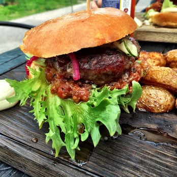 Birgitta - Burger: 8/10. Price 18,50e - Breakfast & Brunch Near Me - Helsinki, 18 Birgitta - Burger: 8/10. Price 18,50e - Breakfast & Brunch Near Me - Helsinki, 18
