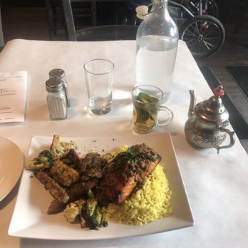 Grape Leaves Restaurant - Moroccan Near Me - Oak Park, Illinois Grape Leaves Restaurant - Moroccan Near Me - Oak Park, Illinois