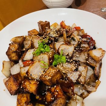 Gumrai Thai - Thai Near Me - Arlington Heights, Illinois