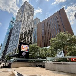 Hyatt Regency Chicago - Eastern section