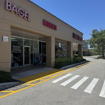 Mona's Clothing - Women's Clothing Near Me - Coral Springs, Florida Mona's Clothing - Women's Clothing Near Me - Coral Springs, Florida