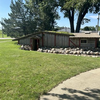 Danish Windmill Gift Shop - Gift Shops Near Me - Elk Horn, Iowa