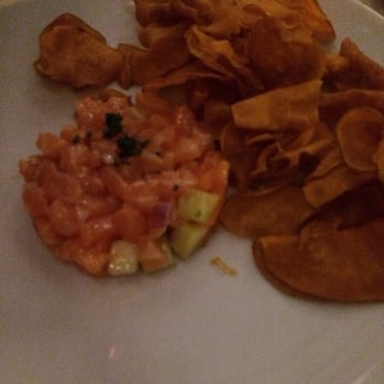 Row 34 - Seaport - Salmon tartare with sweet potato chips - New American Near Me - Boston, Massachusetts
