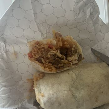 Molcajete Mexican Grill - Carne Asada burrito - Mexican Near Me - Meriden, Connecticut Molcajete Mexican Grill - Carne Asada burrito - Mexican Near Me - Meriden, Connecticut