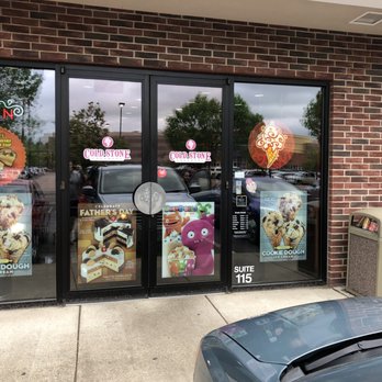 Cold Stone Creamery - Entry doors - Ice Cream & Frozen Yogurt Near Me - Sioux Falls, South Dakota