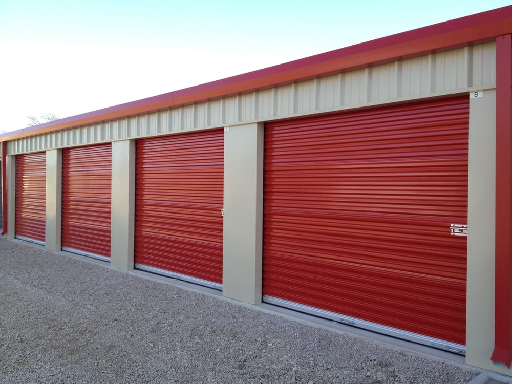 AFFORDABLE STORAGE Updated September 2024 260 N Grove St, Uvalde
