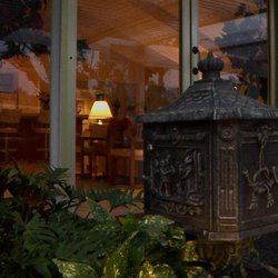 The Royal Inns I