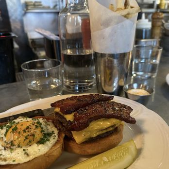 Au Cheval - Single Cheeseburger - Bars Near Me - Chicago, Illinois