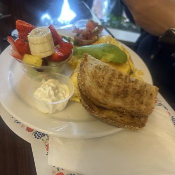 Paula's Pancake House - Omelette - Breakfast & Brunch Near Me - Solvang, California