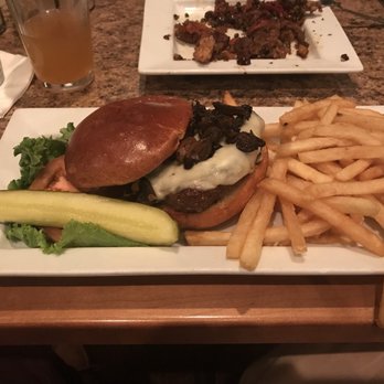The Thirsty Turtle - Regular burger with provolone cheese and wild mushrooms - American Near Me - Florham Park, New Jersey The Thirsty Turtle - Regular burger with provolone cheese and wild mushrooms - American Near Me - Florham Park, New Jersey