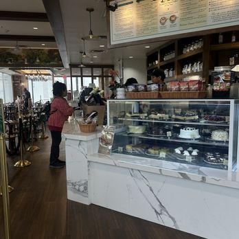 Urth Caffe - Waiting Area - Coffee & Tea Near Me - Henderson, Nevada