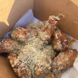 That Lil Wing Combo with garlic Parmesan That Lil Wing Combo with garlic Parmesan