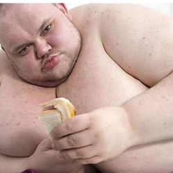 Crunch - Personal Trainer Steve prepares for another Crunch client..