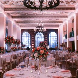 Most stunning centerpieces by Fragrant Flowers