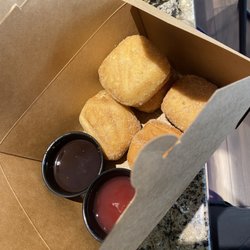 Signature Grill - Beignets... I ate 2 before photo... yum!!