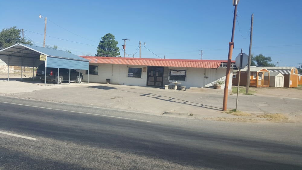 RANKIN DRIVE IN GROCERY Updated September 2024 113 E Hwy 67, Rankin
