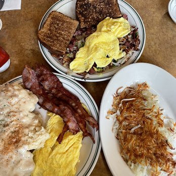 Village Square Cafe - Breakfast & Brunch Near Me - Redmond, Washington Village Square Cafe - Breakfast & Brunch Near Me - Redmond, Washington