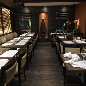 Pick Thaï - Beautiful restaurant - Thai Near Me - Montreal, Quebec