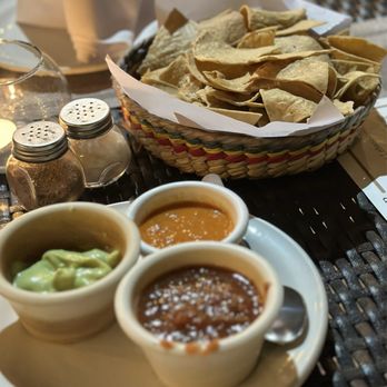 Eddie's Place - Chips and salsa (on the house) - Mexican Near Me - Nuevo Vallarta, NAY Eddie's Place - Chips and salsa (on the house) - Mexican Near Me - Nuevo Vallarta, NAY