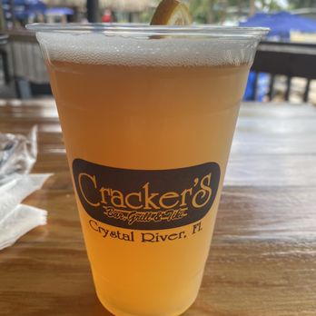 Cracker's Bar & Grill - Blue moon beer - Seafood Near Me - Crystal River, Florida Cracker's Bar & Grill - Blue moon beer - Seafood Near Me - Crystal River, Florida