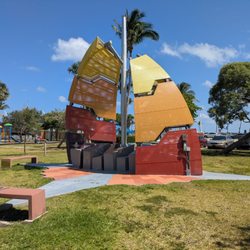 The Centennial - The Centennial sculpture, Bicentennial Park, Lantana
