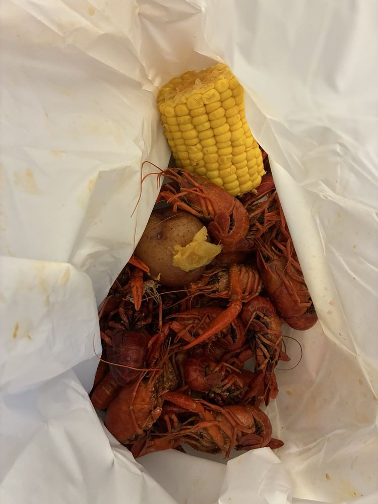 Food from The Crabby Crawfish