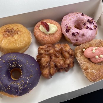 Donut Petit - Assorted half dozen - Donuts Near Me - Alameda, California Donut Petit - Assorted half dozen - Donuts Near Me - Alameda, California
