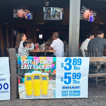 Twin Peaks - Sports Bars Near Me - El Paso, Texas