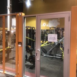 Fit4Less - Cage for the entitled