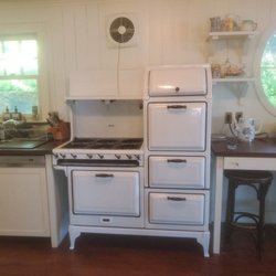 Belgrove Appliance - Magic Chef 1000 In home stove cleaning and partial restoration