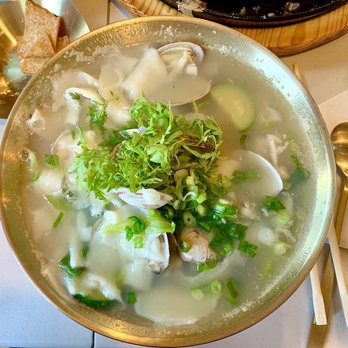Daesung Korean Noodle - S9: Bajirak Sujebi (short-neck clam noodle) $15.99 5* With lots of clams - Korean Near Me - Flushing, New York Daesung Korean Noodle - S9: Bajirak Sujebi (short-neck clam noodle) $15.99 5* With lots of clams - Korean Near Me - Flushing, New York