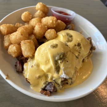 Our Nest - Benedict with tots - Breakfast & Brunch Near Me - Fullerton, California Our Nest - Benedict with tots - Breakfast & Brunch Near Me - Fullerton, California