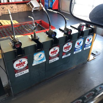 Valvoline Instant Oil Change - Oil Change Stations Near Me - POTOMAC FALLS, Virginia Valvoline Instant Oil Change - Oil Change Stations Near Me - POTOMAC FALLS, Virginia