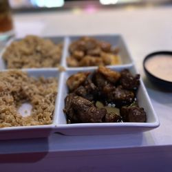 Kume Steakhouse - Chicken and Steak with Rice and yum yum sauce