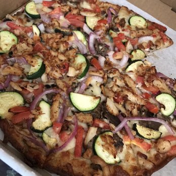Straw Hat Pizza - Delicious pizza.. cauliflower crust, veggies, chicken and white sauce!!! - Pizza Near Me - Hayward, California Straw Hat Pizza - Delicious pizza.. cauliflower crust, veggies, chicken and white sauce!!! - Pizza Near Me - Hayward, California