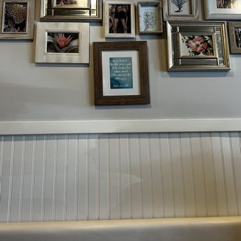 Moena Café - Cafes Near Me - Honolulu, Hawaii Moena Café - Cafes Near Me - Honolulu, Hawaii